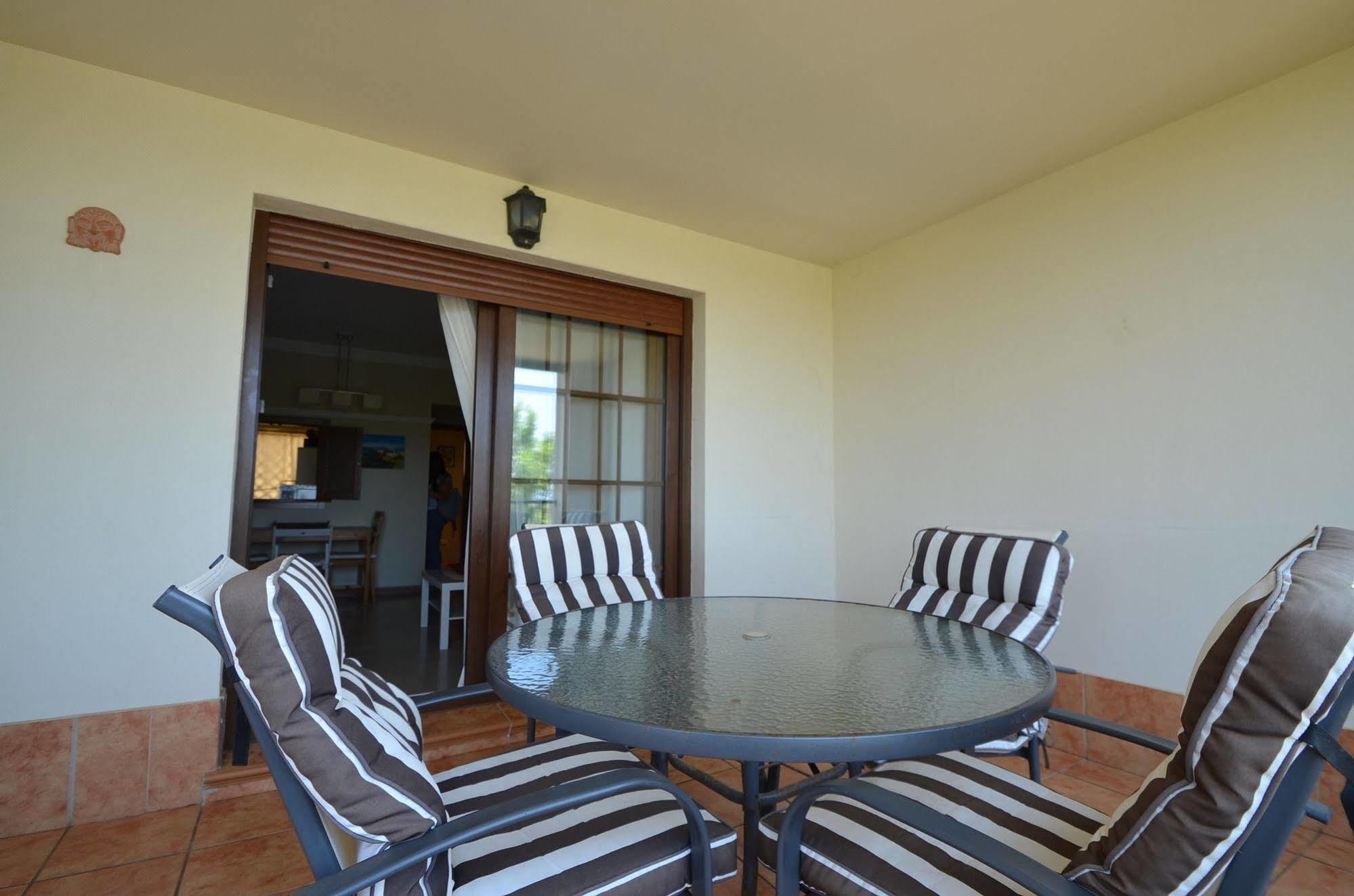 Apartamentos Solmares Исла-Канела Экстерьер фото
