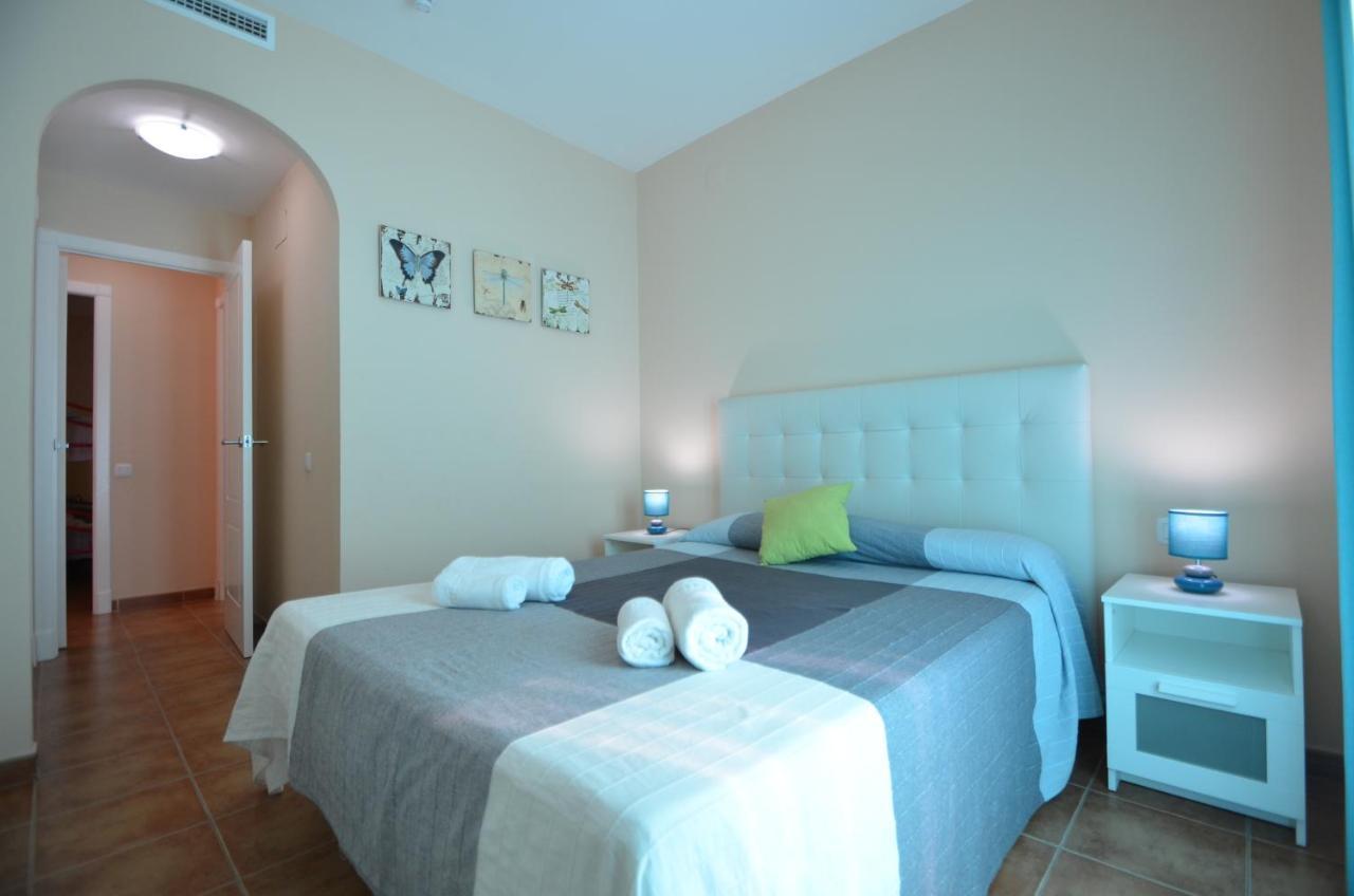 Apartamentos Solmares Исла-Канела Экстерьер фото