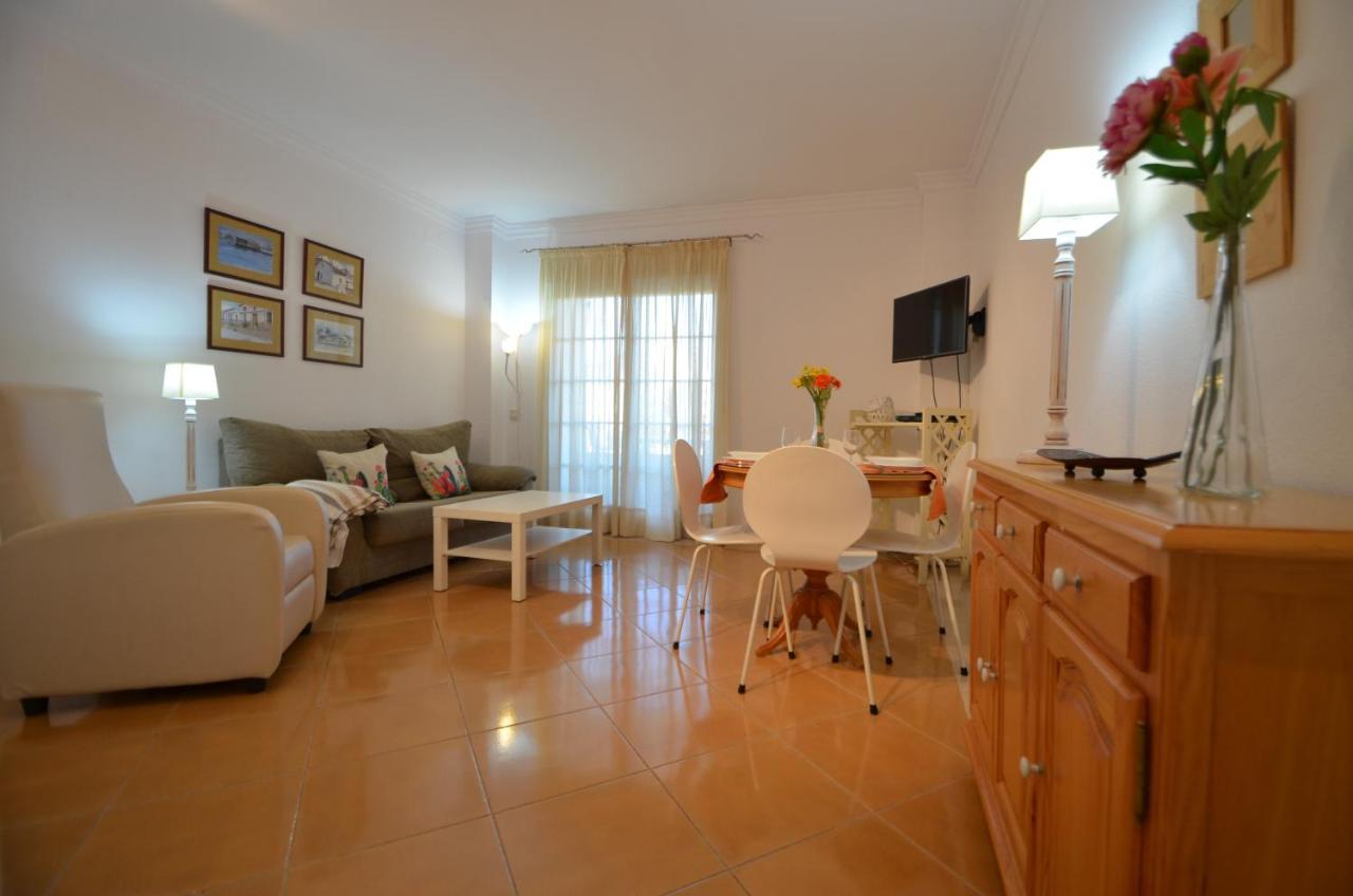 Apartamentos Solmares Исла-Канела Экстерьер фото