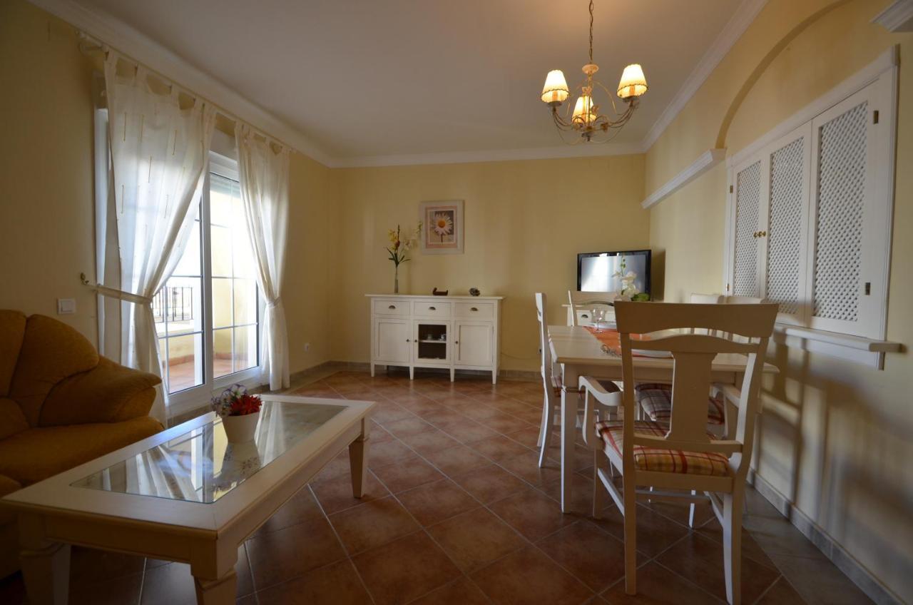 Apartamentos Solmares Исла-Канела Экстерьер фото