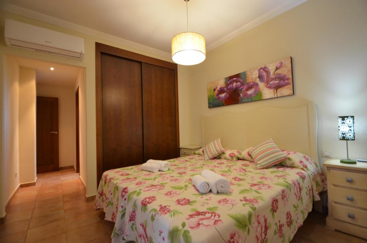 Apartamentos Solmares Исла-Канела Экстерьер фото