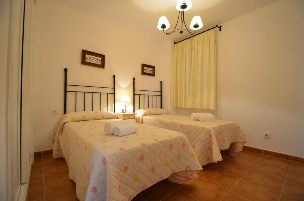 Apartamentos Solmares Исла-Канела Экстерьер фото